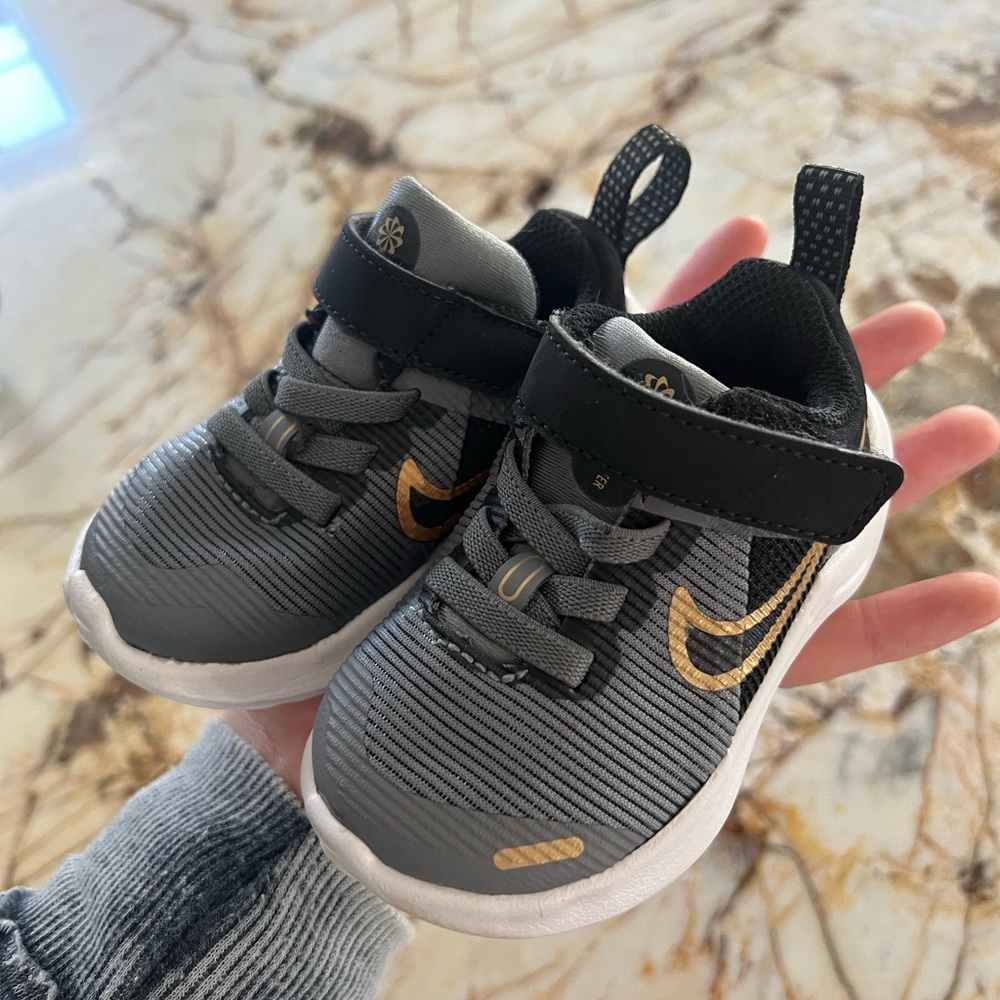 Toddler size 3 Nikes sneakers